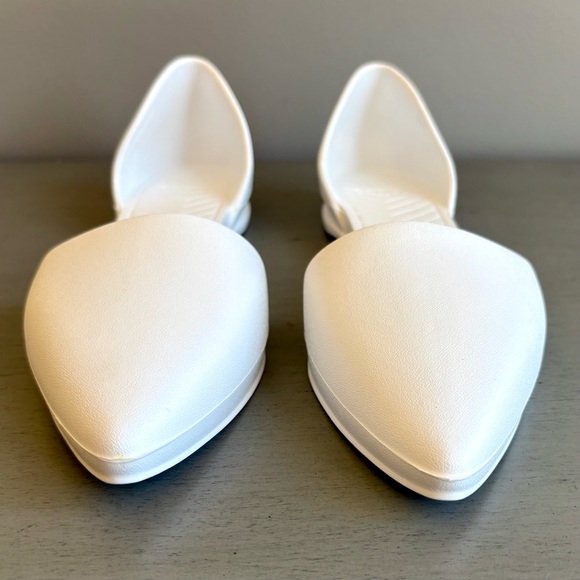 Native Audrey Shell White D-Orsays Women 9 Pointed Toe Flats Shoes Business - Picture 5 of 14